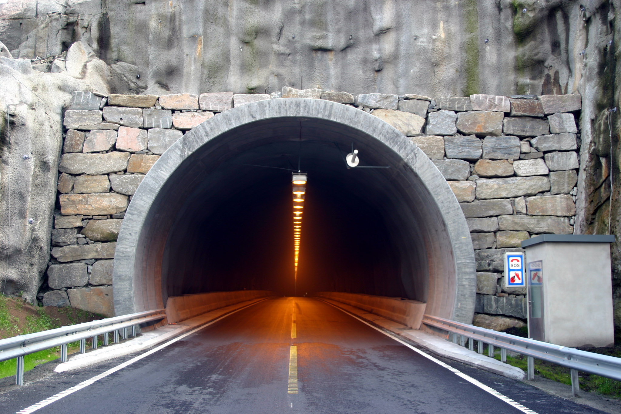 Vatland tunnel portal vest
